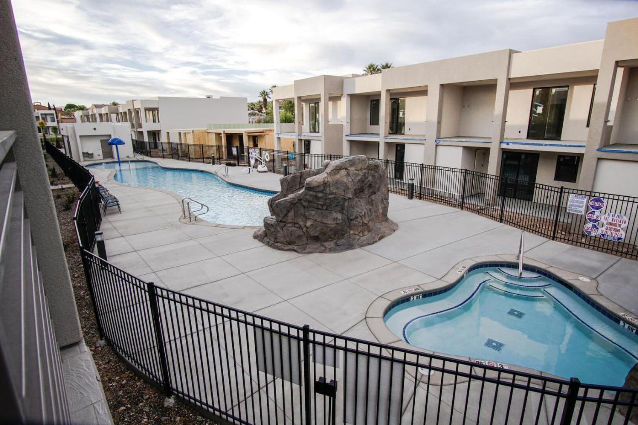 Lofts 13 4-Bedroom Modern Loft Steps From The Pool St. George Bagian luar foto
